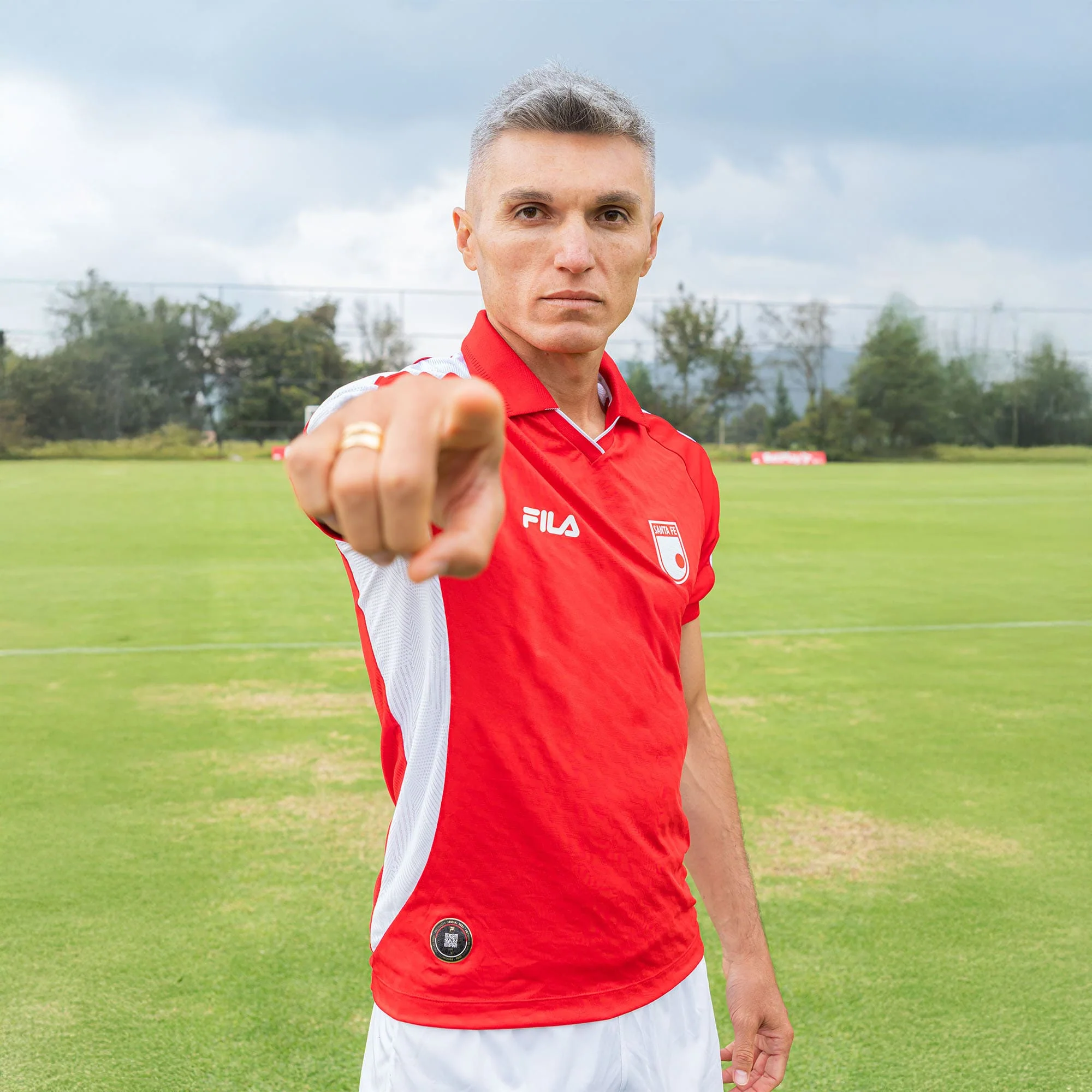 CAMISETA MASCULINA FILA INDEPENDIENTE SANTA FE HOME 2026 - Image 4