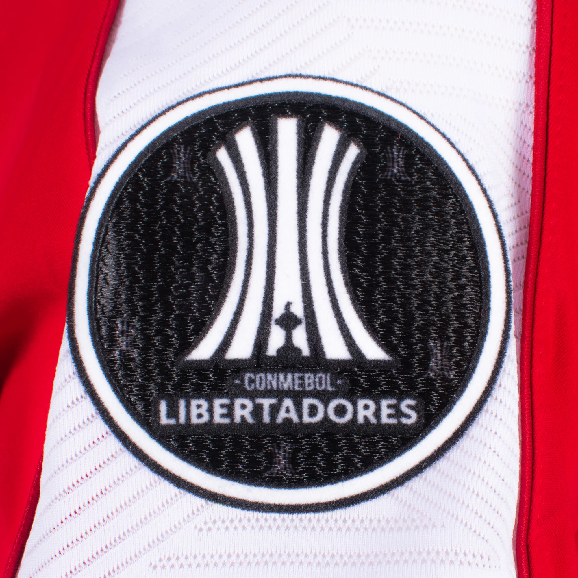 CAMISETA MASCULINA FILA INDEPENDIENTE SANTA FE HOME COPA LIBERTADORES 2026 - Image 4